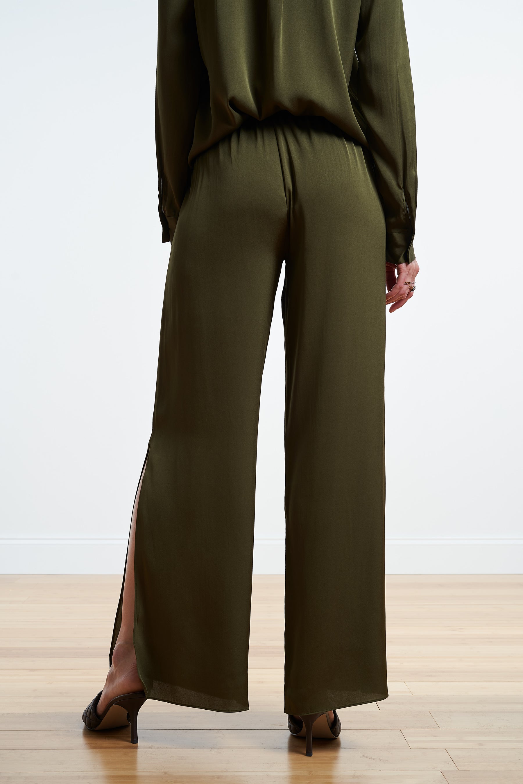 Chesterfield Green / M